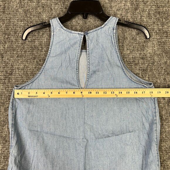 Old Navy Tank Top Womens Medium Chambray Blue Sleeveless‎ Scoop Neck Pullover - Picture 6 of 8